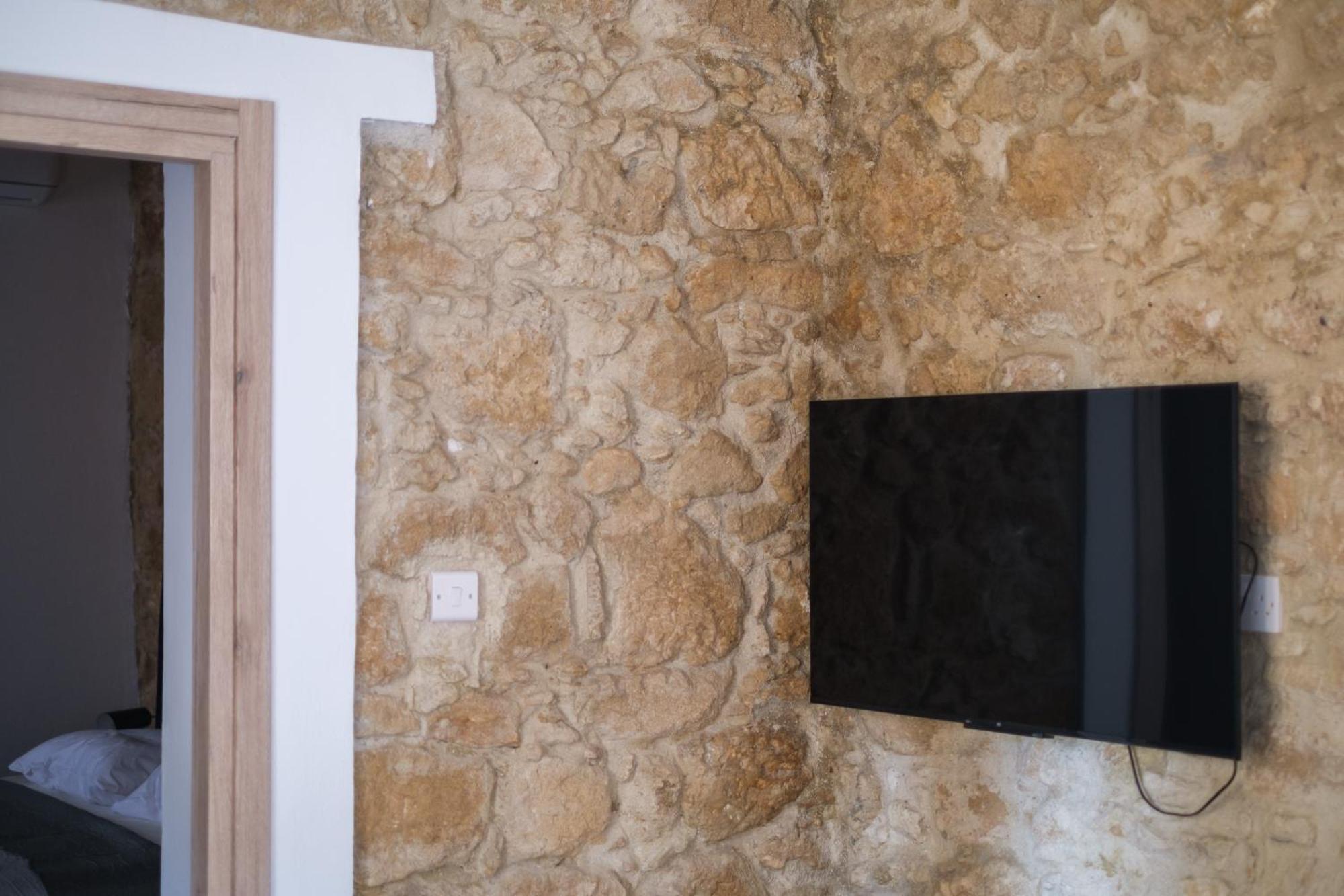 Paphos Royal Stay Luxury Homes חדר תמונה