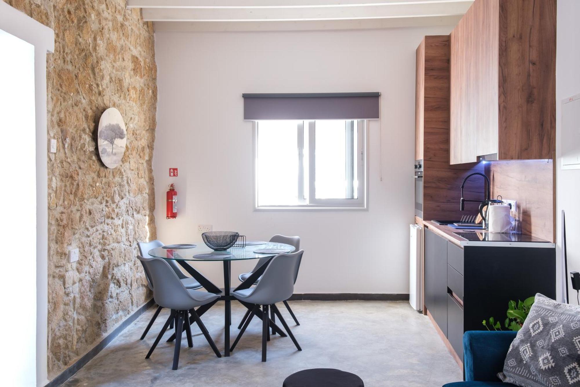Paphos Royal Stay Luxury Homes חדר תמונה