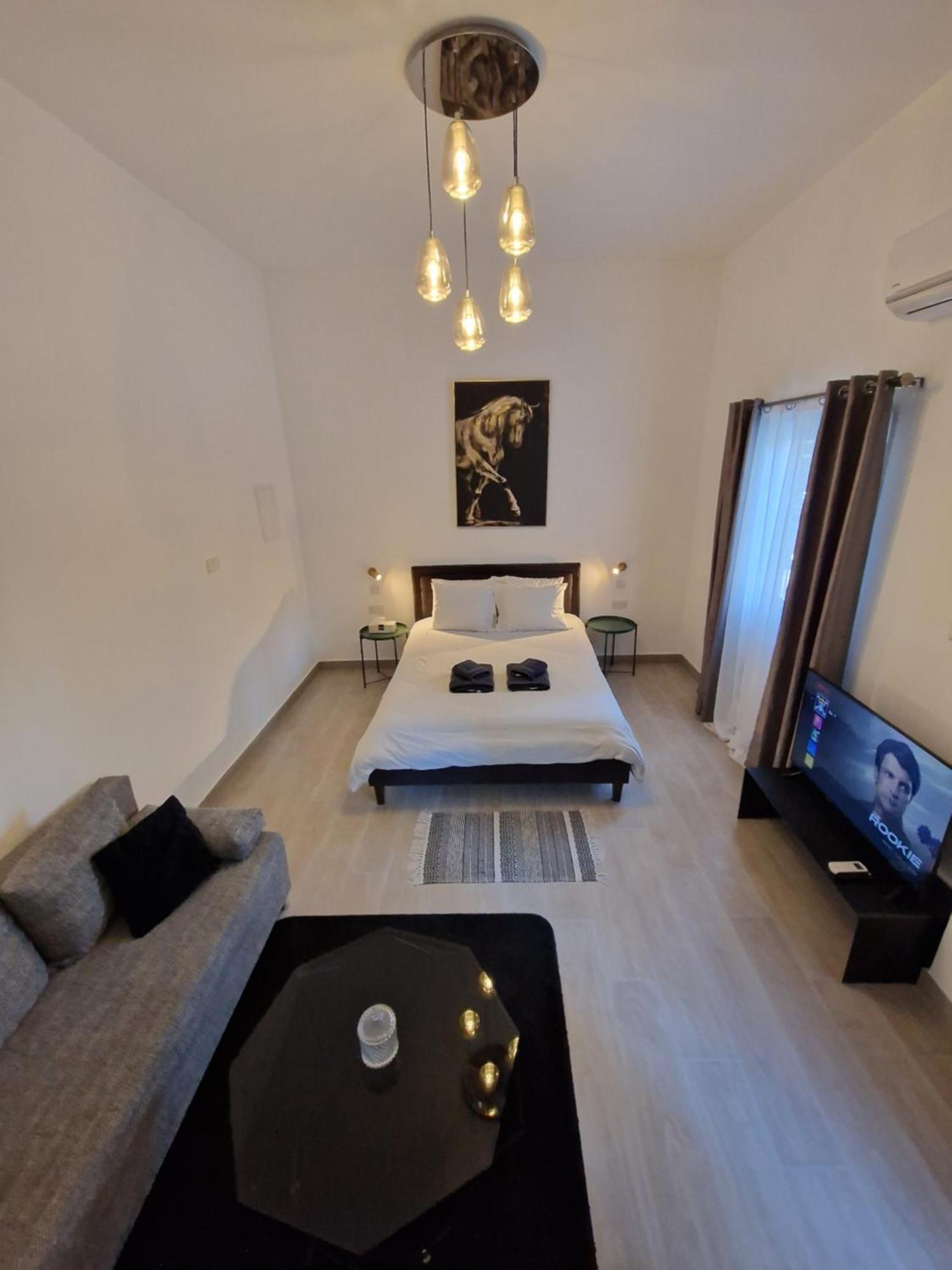 Paphos Royal Stay Luxury Homes חדר תמונה